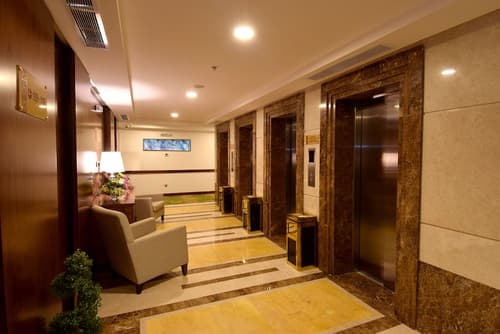 Zaha Al Munawara Hotel, Lobby