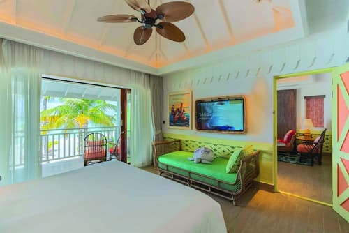 SAii Lagoon Maldives, Curio Collection by Hilton, Room