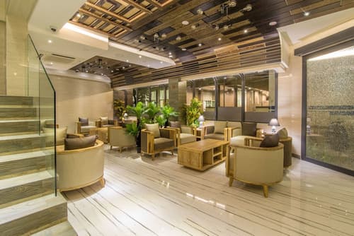 Samann Grand, Reception