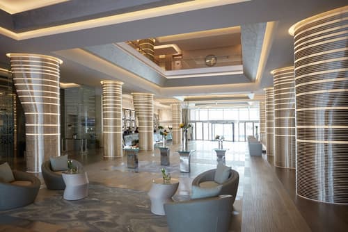Royal M Hotel Abu Dhabi by Gewan, Reception