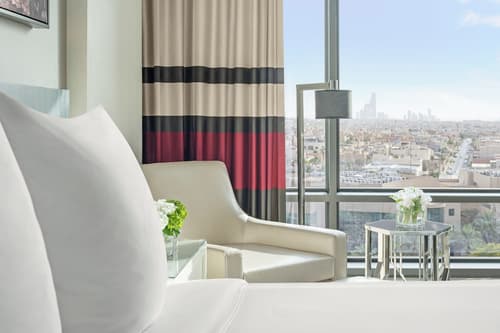 Fairmont Riyadh, Room