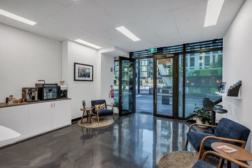 Wyndel Apartments Riverside on Collins, 