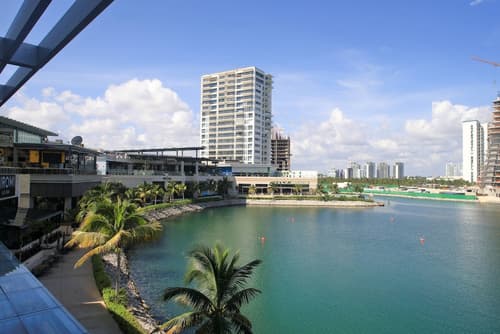Renaissance Cancun Resort & Marina