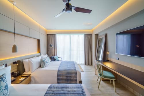 Renaissance Cancun Resort & Marina