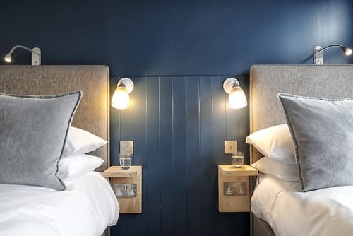 The Bridge in Barnes