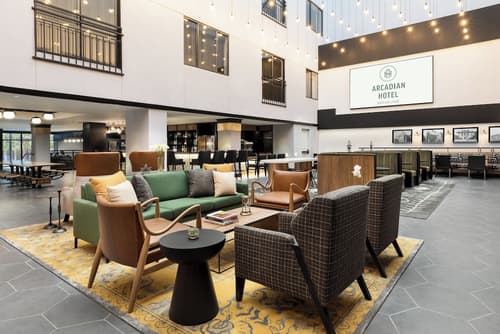 Arcadian Hotel, Lobby sitting area