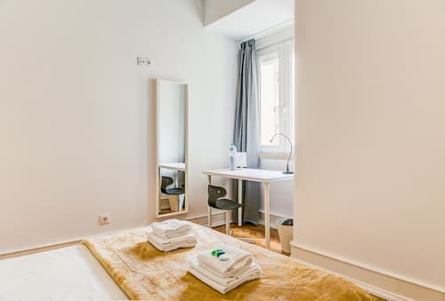 Home Out Rooms & Apartments