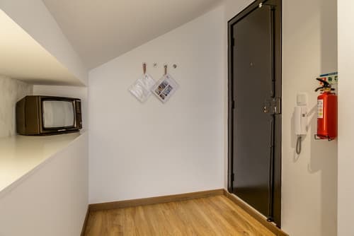 Home Out Rooms & Apartments, Room