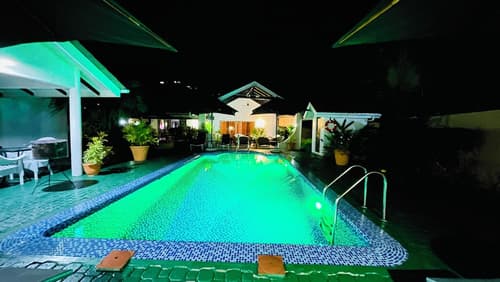 Villa Caballero Luxury Chalets