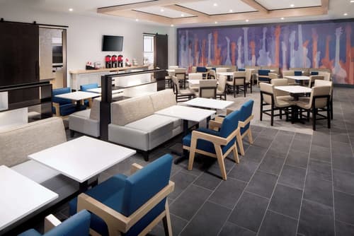 Hyatt House Nashville at Vanderbilt, Restaurant