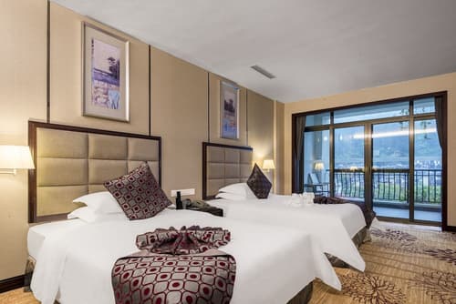 Zhangjiajie Country Garden Phoenix Suites Hotel