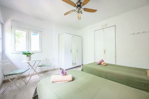 Blue Castle Guesthouse, Room