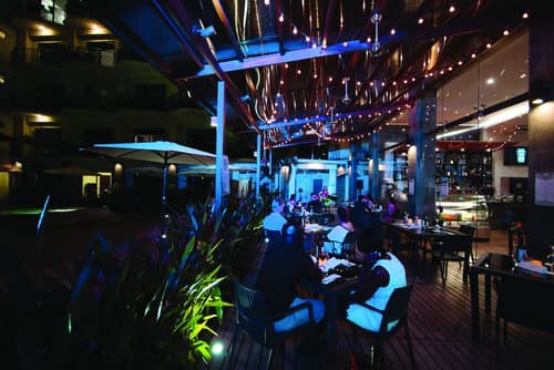 PACIFIC SUITES Boutique Hotel & Bistro, Dining