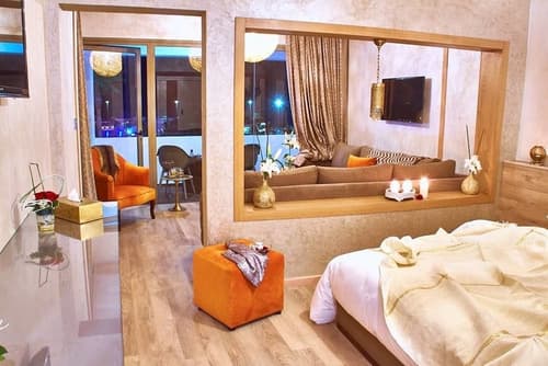 Mabrouk Hotel And Suites, Room
