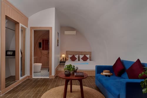 Tube Resort by EHM