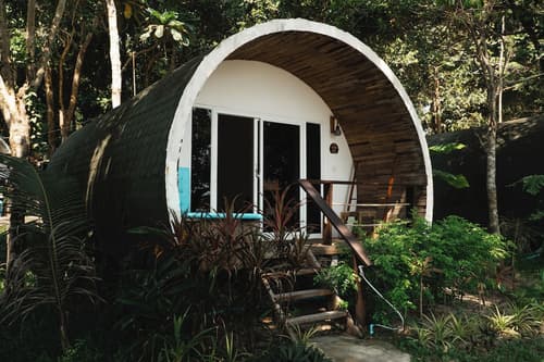 Tube Resort by EHM