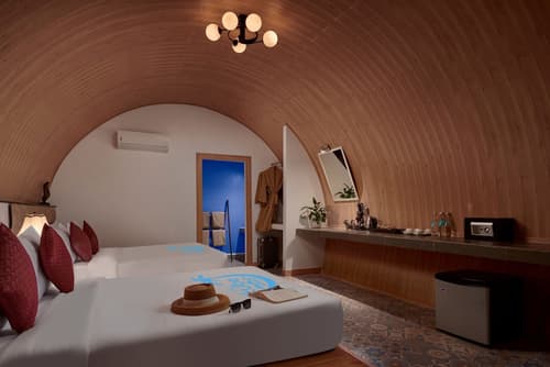 Tube Resort by EHM