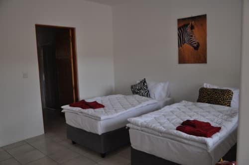 Hazyview Buffalo Game Lodge, Room