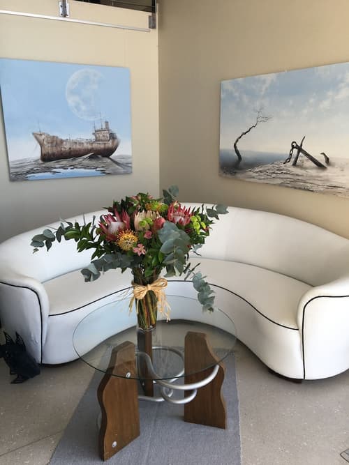 7 on Marine, Lobby sitting area