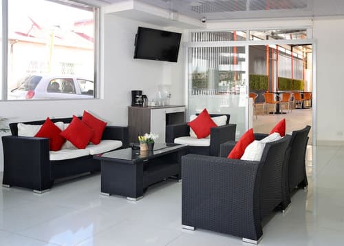 Hotel Milan Costa Rica, Reception