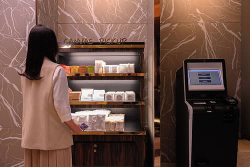 The Royal Park Canvas - Osaka Kitahama, Lobby