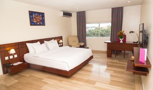 Hôtel du Golfe, Primary image