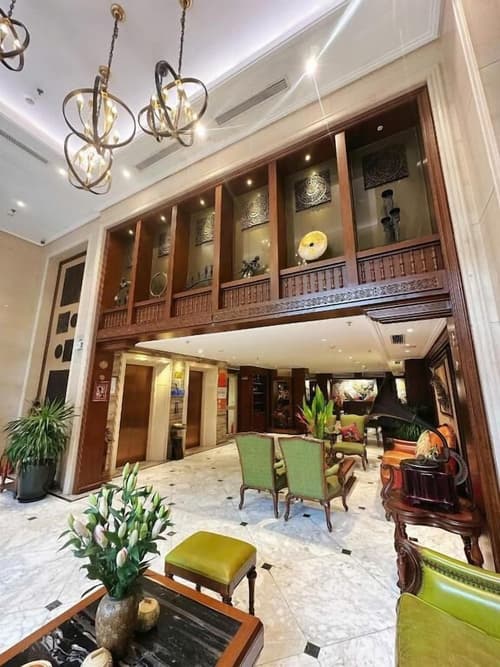 Lucien Hanoi Lakeside Hotel & Rooftop