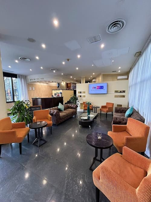 iH Hotels Milano Blu Visconti, Reception