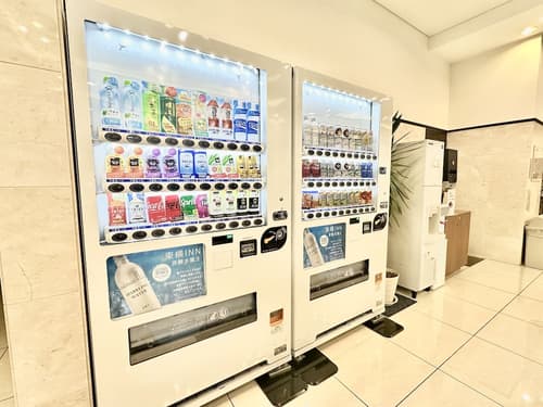 Toyoko Inn Kawaguchi Ekimae, Vending machine