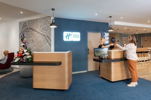 Holiday Inn Express Rouen Centre - Rive Gauche by IHG, Reception