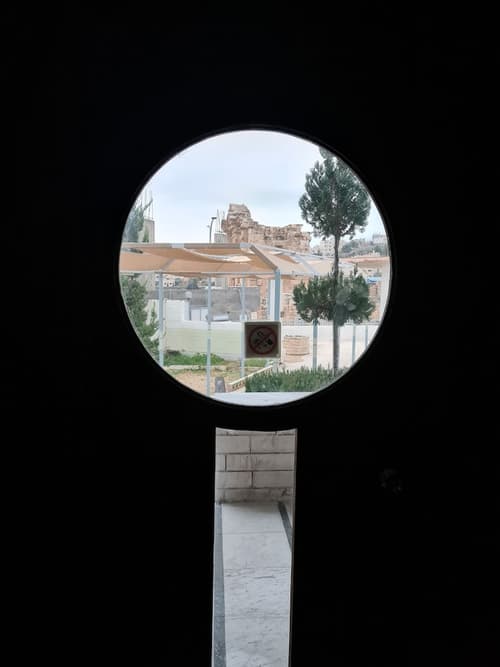 Hadrian's Gate Hotel, Reception