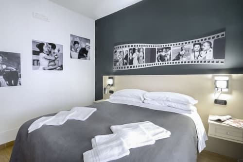 B&B Sorrento Queen, Primary image