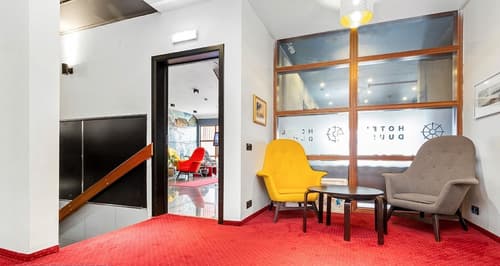 Hotel Duus, Lobby sitting area