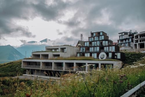 Quadrum Ski & Yoga Resort, Primary image