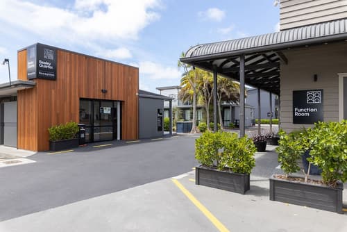 Bealey Quarter, Reception