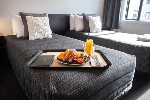 Bealey Quarter, Room