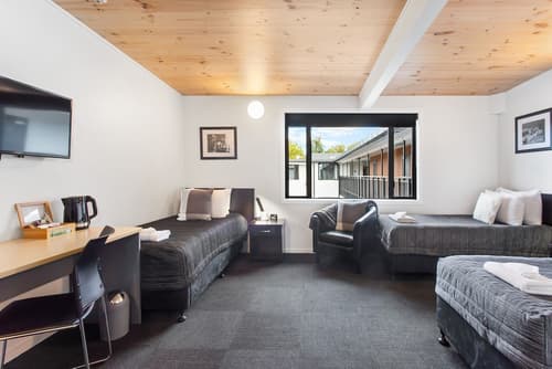 Bealey Quarter, Room