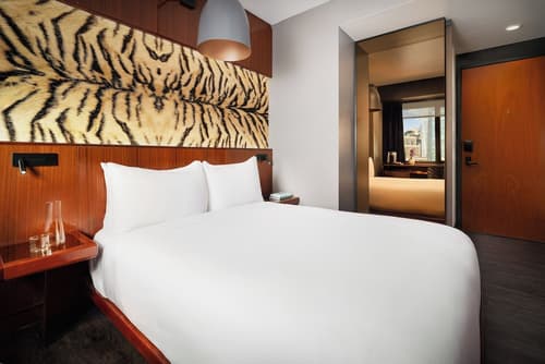 Hotel Hendricks, Room