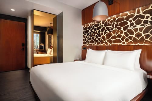 Hotel Hendricks, Room