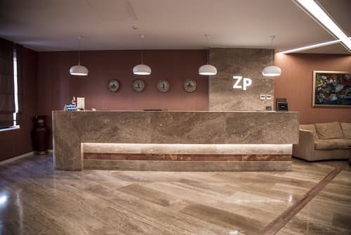 Hotel ZP Palace, Reception