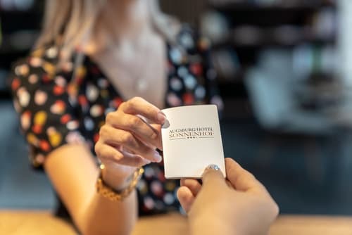 Augsburg Hotel Sonnenhof, Reception