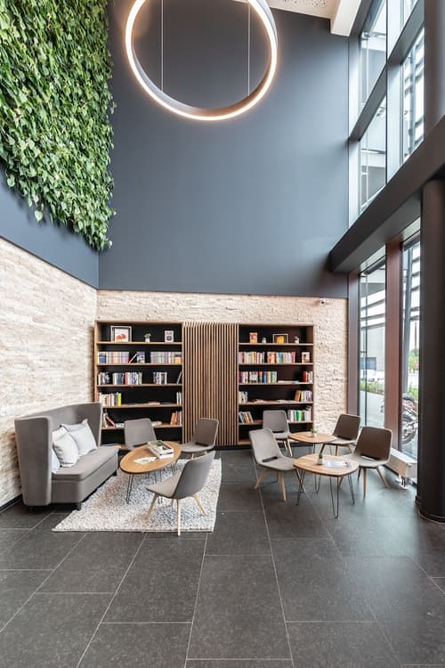 Augsburg Hotel Sonnenhof, Reception