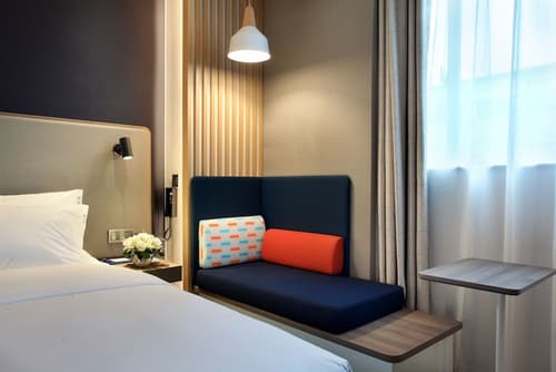 Holiday Inn Express Guilin City Center by IHG, Room