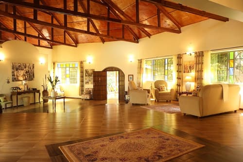 Pink Flamingo Boutique Hotel, Interior entrance