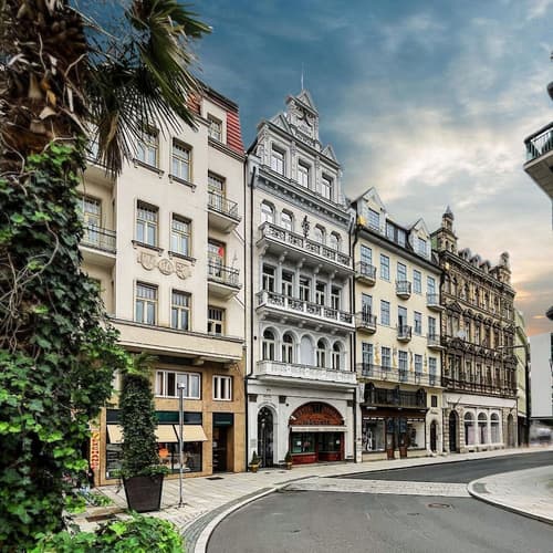 Hotel Golden Lamb, Primary image