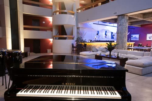 Cacique Inacayal Lake & Spa Hotel