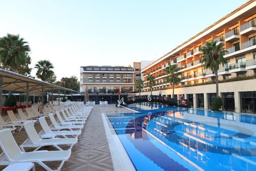 Aydinbey Queen's Palace & Spa - Ultra All Inclusive