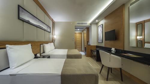 Aydinbey Queen's Palace & Spa - Ultra All Inclusive