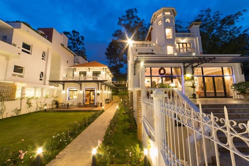 Lamarque Dalat Villa, Front of property - evening/night