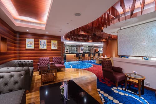 Empress Premier Hotel, Lobby lounge